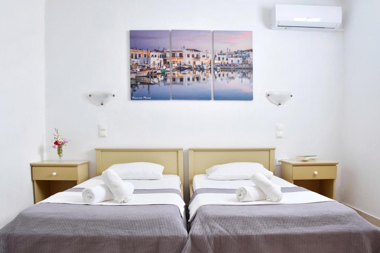 Captain Apartments Paros Náousa Room photo
