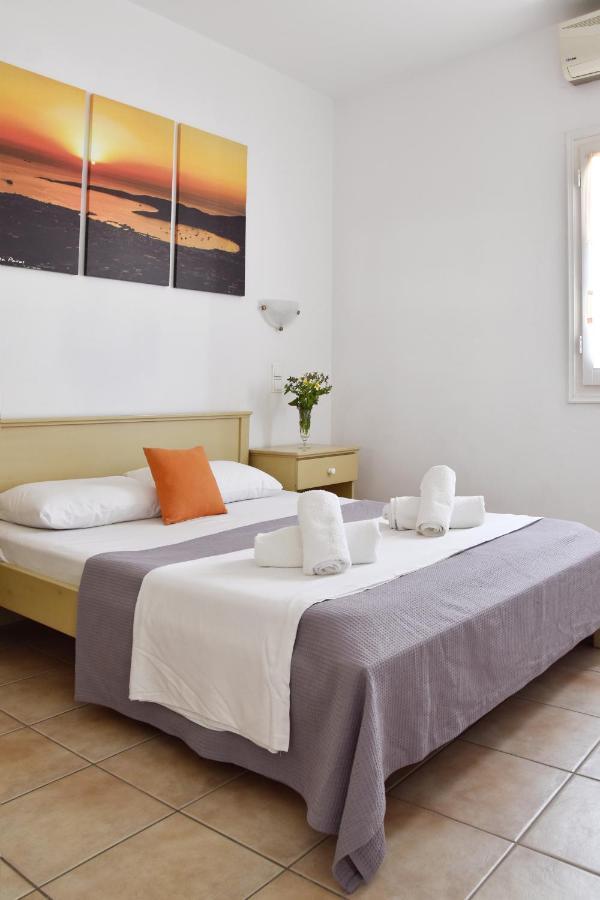 Captain Apartments Paros Náousa Exterior photo